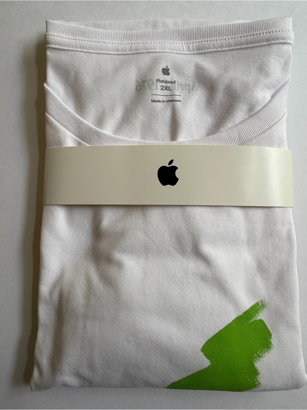 Apple Limited Edition 50th Anniversary size 2XL